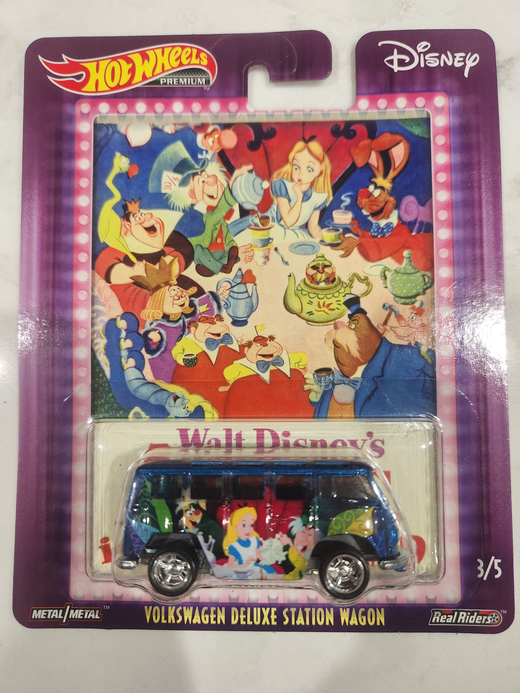 Hot wheels Disney volkswagen deluxe station wagon