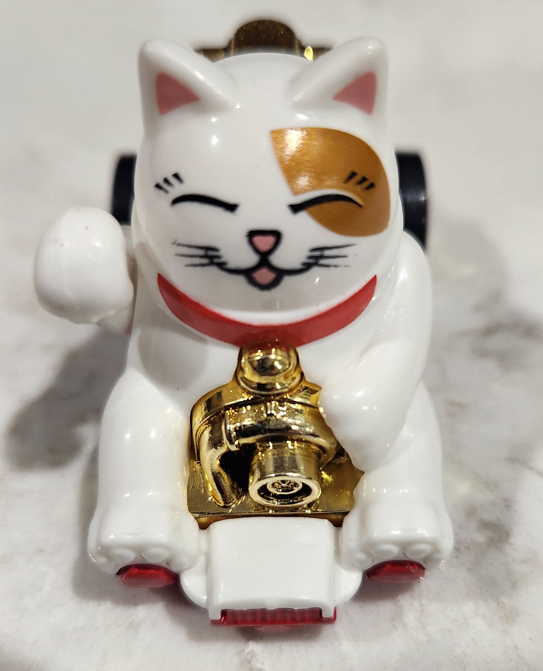 Lucky cat